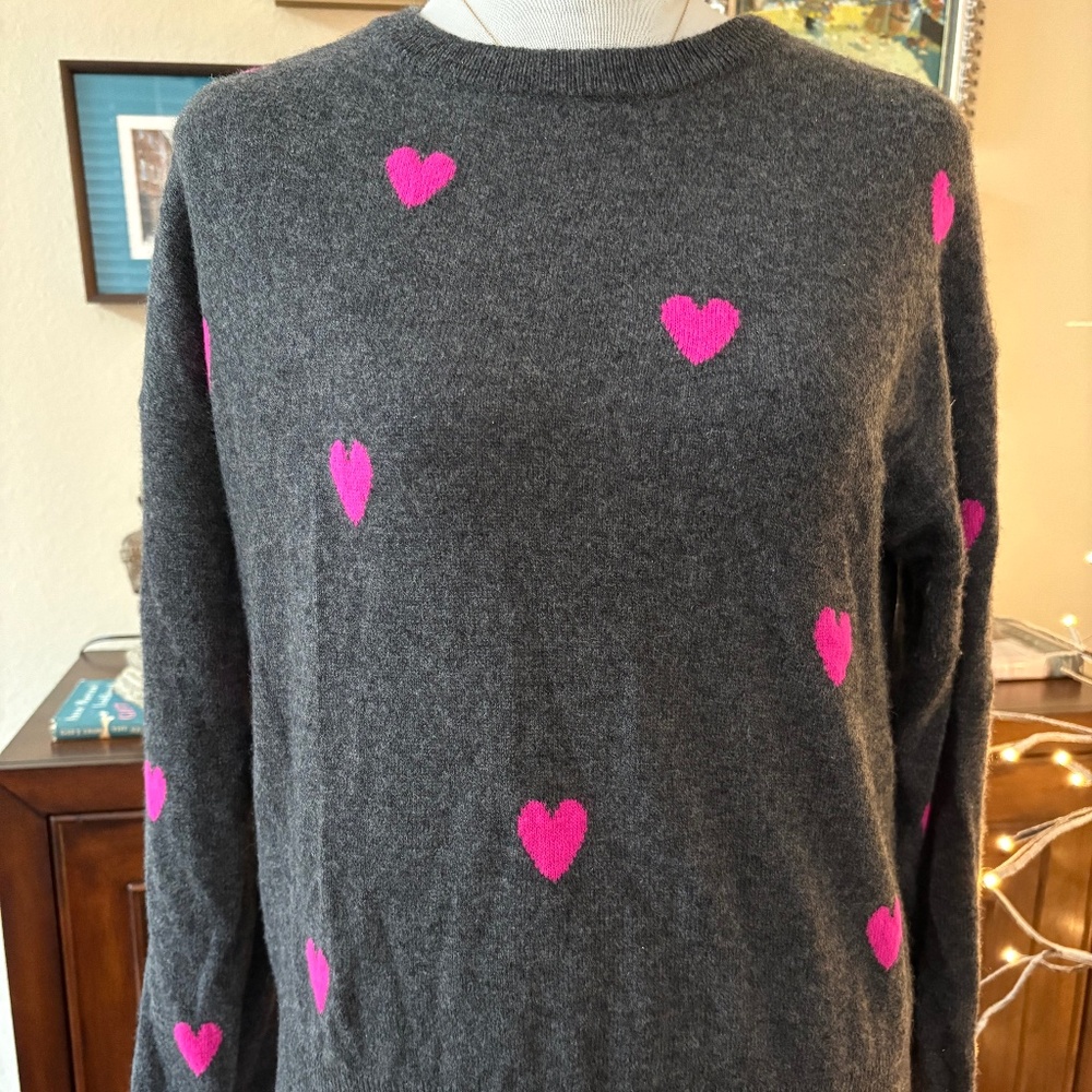 Philosophy Charcoal Heart Sweater + Hannah Rose 100% Cashmere Hat & Gloves (NWT)